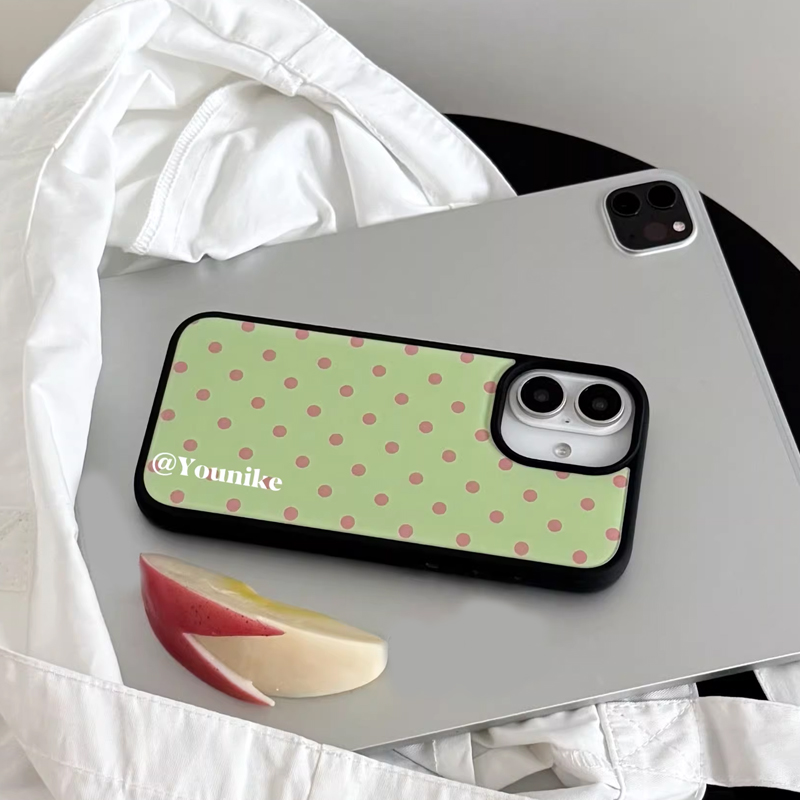 Phone Cases Purple - 韓国レトロ漫画風グリーン背景水玉模様iPhoneケース（iPhone 17、16、15、14、13、12、11 Pro、XR、XS Max、8、7 Plus対応）Y2Kカバー