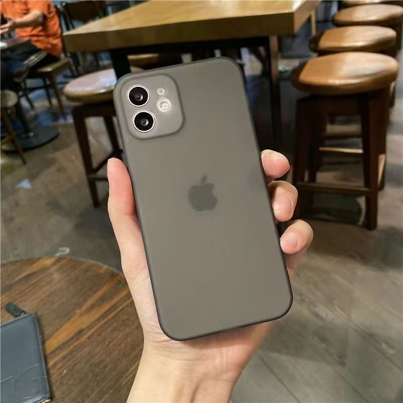 Transparent Thin Case - 超薄型PP製スマホケース iPhone 16 15 14 13