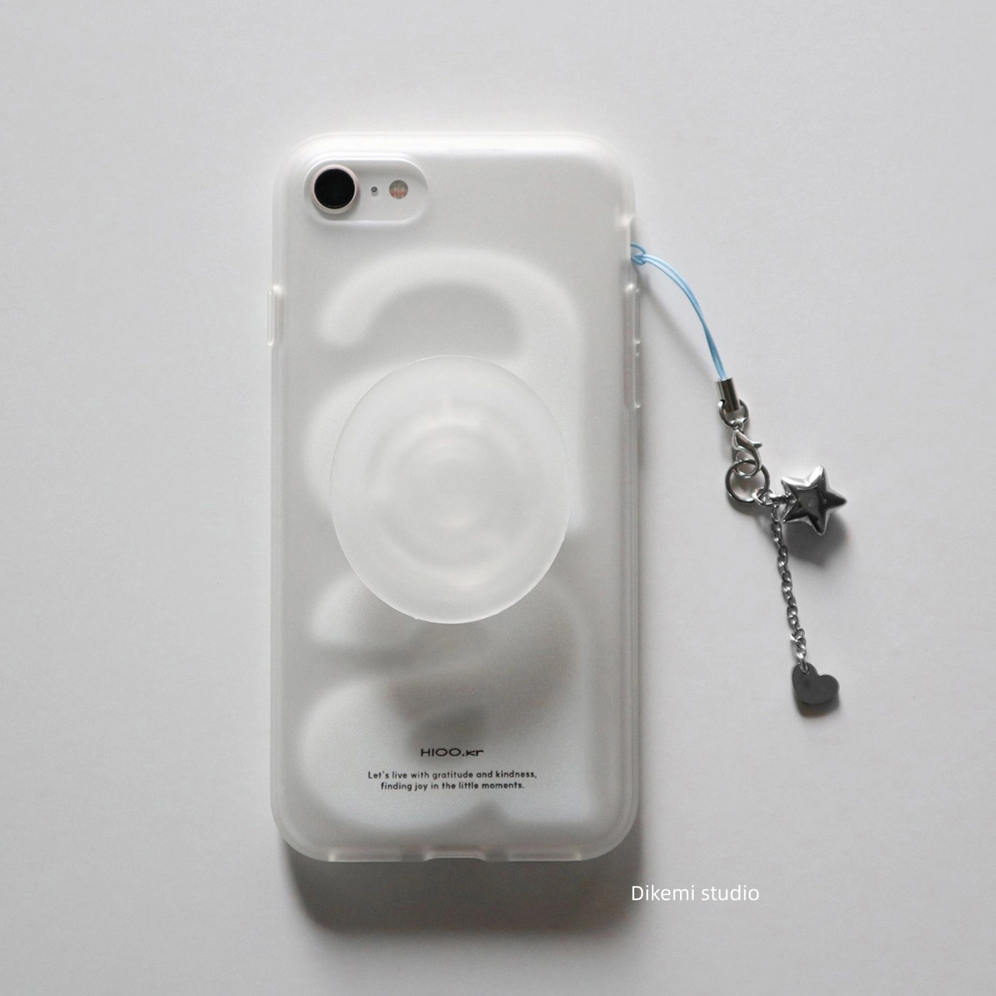 シンプルで面白い可愛い猫柄のMagSafe対応ワイヤレス充電 - Phone Cases Quirky のレビューと価格